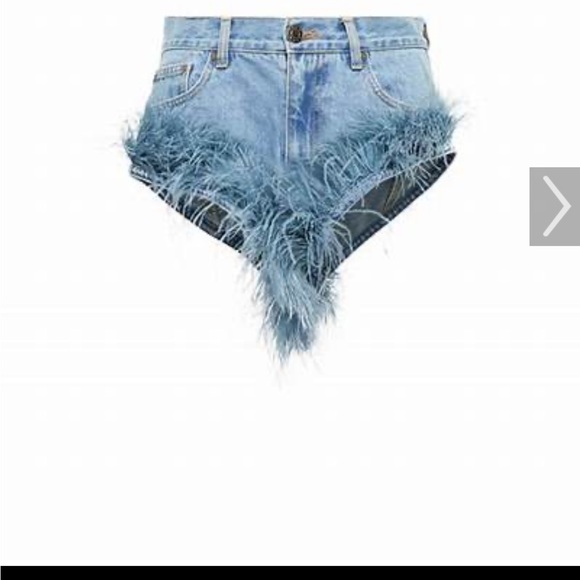 COPY - Area frayed denim feather Hot shorts